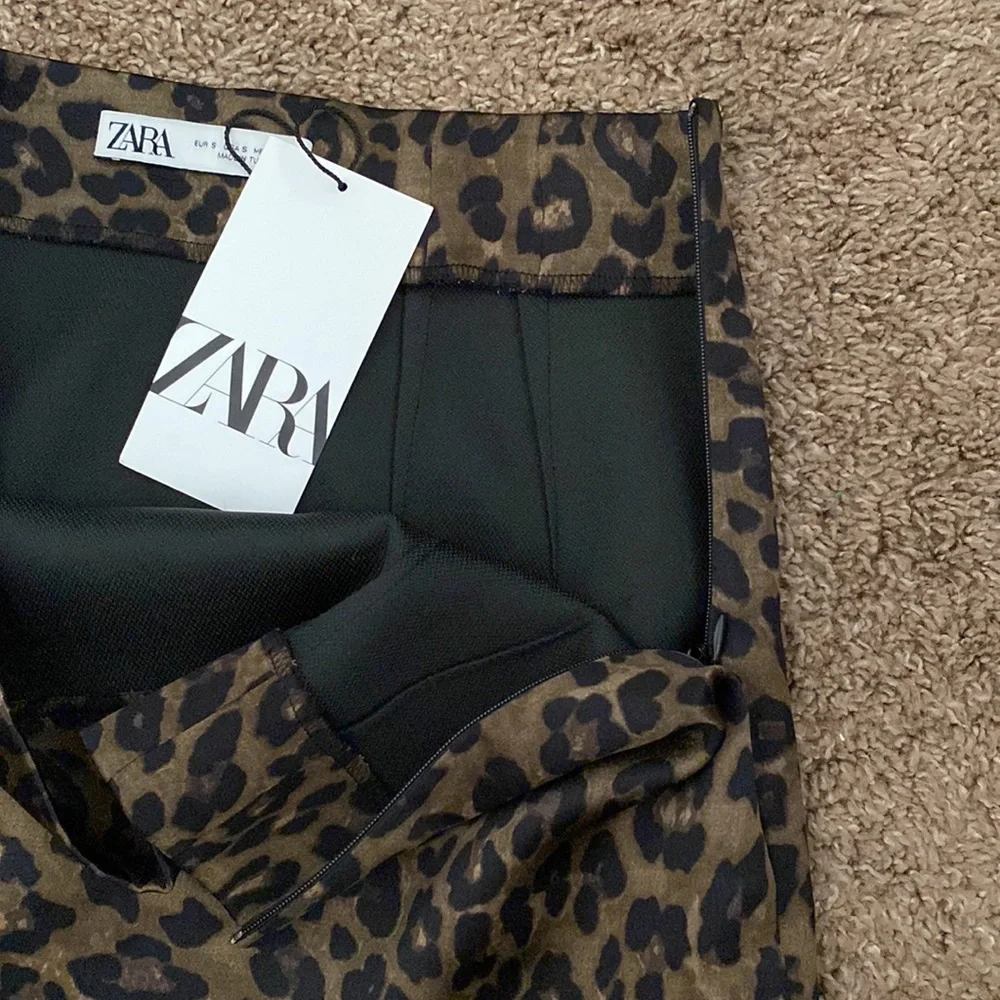 Zara | NWT Leopard Silky Effect Mini Skirt - Picture 4 of 4